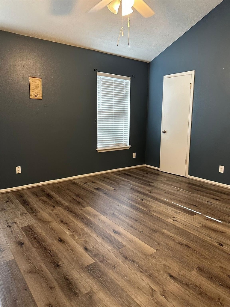 7305 S Gessner Road - Photo 2