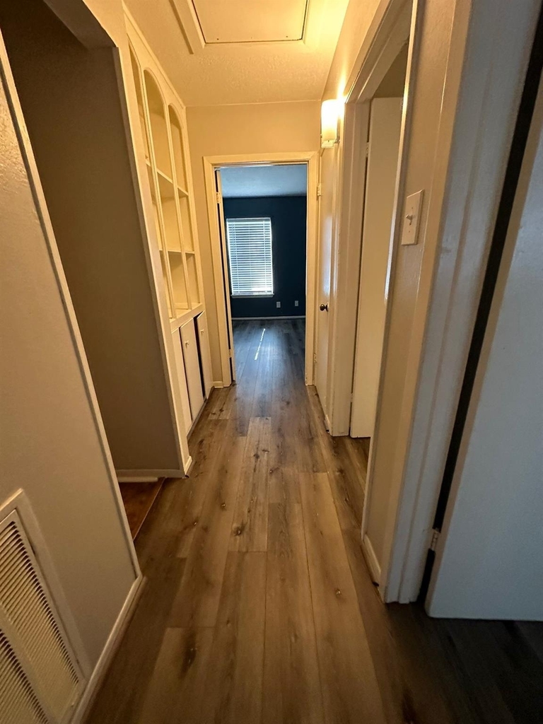 7305 S Gessner Road - Photo 1