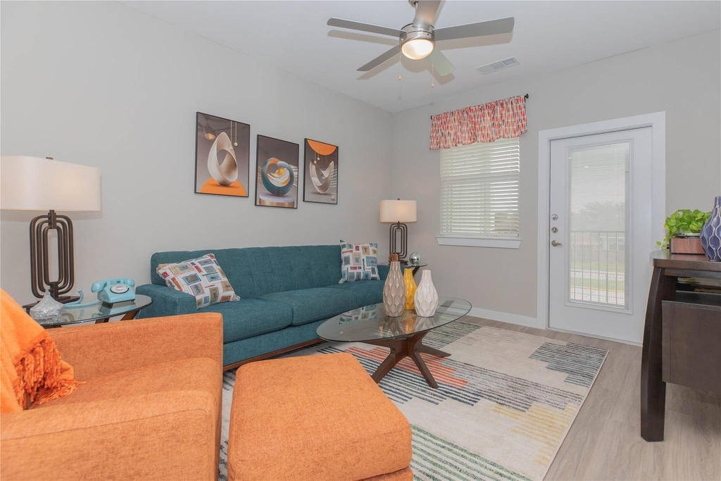 20525 Ella Blvd - Photo 3