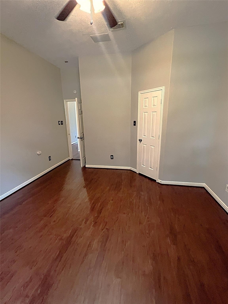 18718 Walden Forest Drive - Photo 6