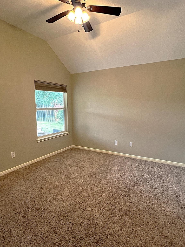 18718 Walden Forest Drive - Photo 23