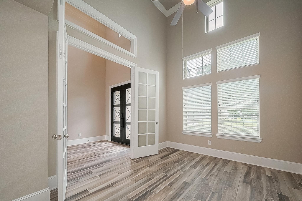 115 N Winter Sunrise Circle - Photo 9