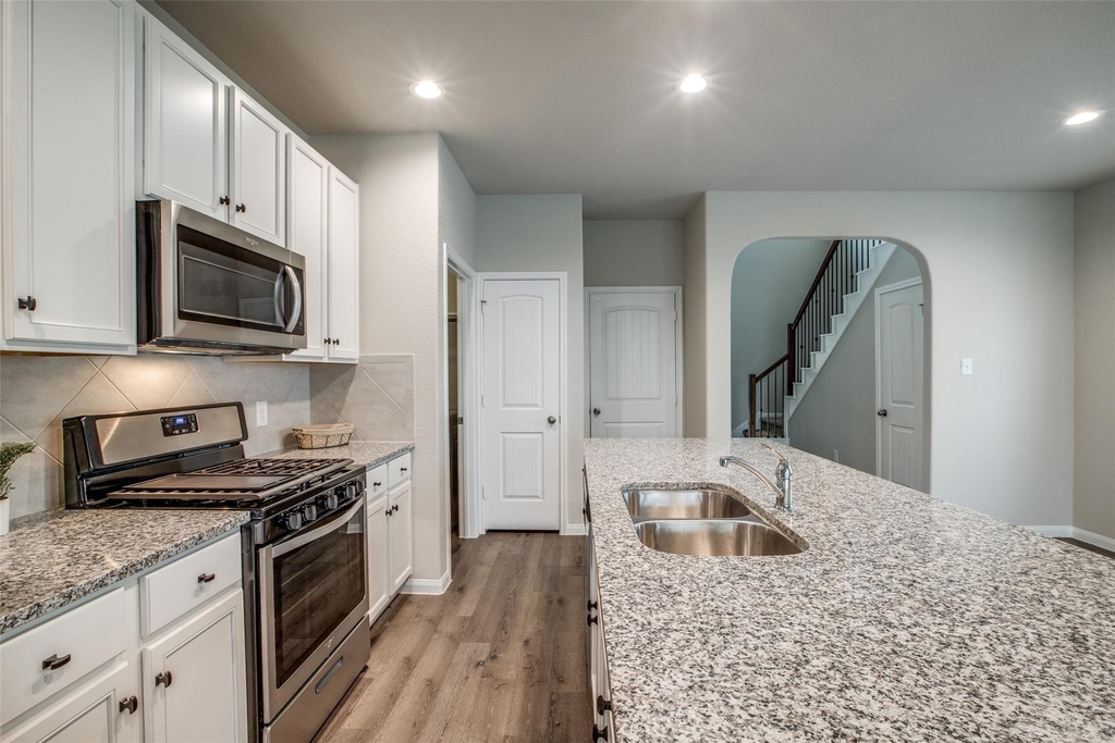 3649 Cub Drive - Photo 8