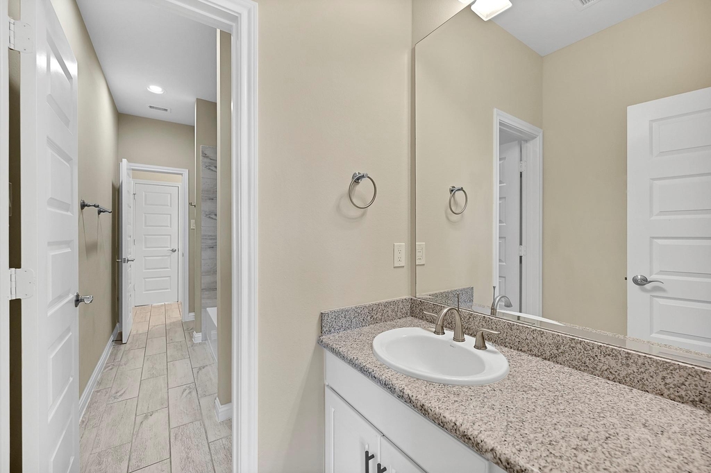 614 Imperial Boulevard - Photo 16