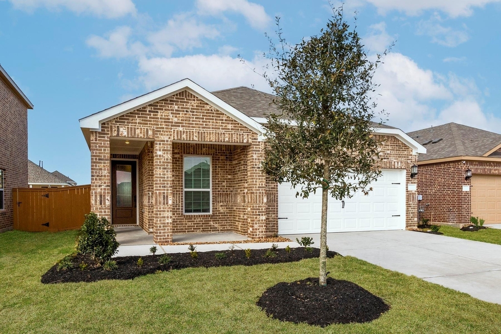 1026 Whispering Winds Drive - Photo 0