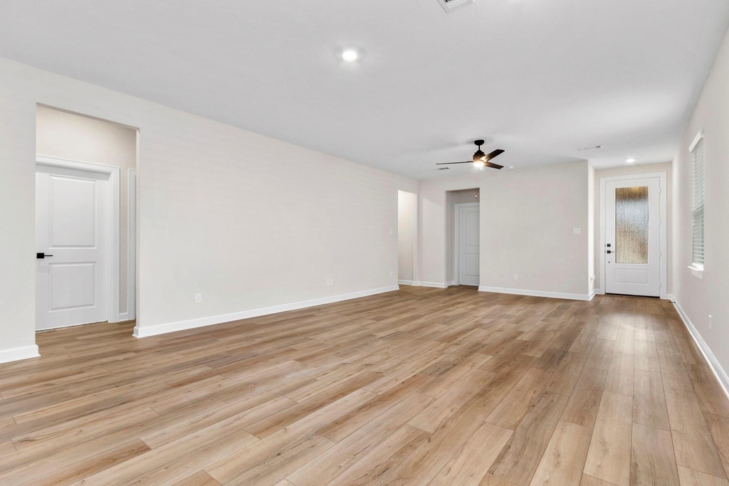 1026 Whispering Winds Drive - Photo 2