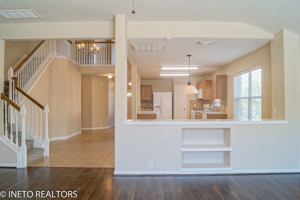 2819 Foster Hill Drive - Photo 12