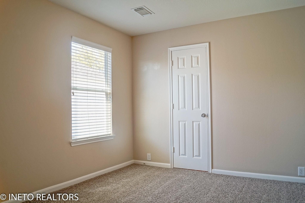 2819 Foster Hill Drive - Photo 21