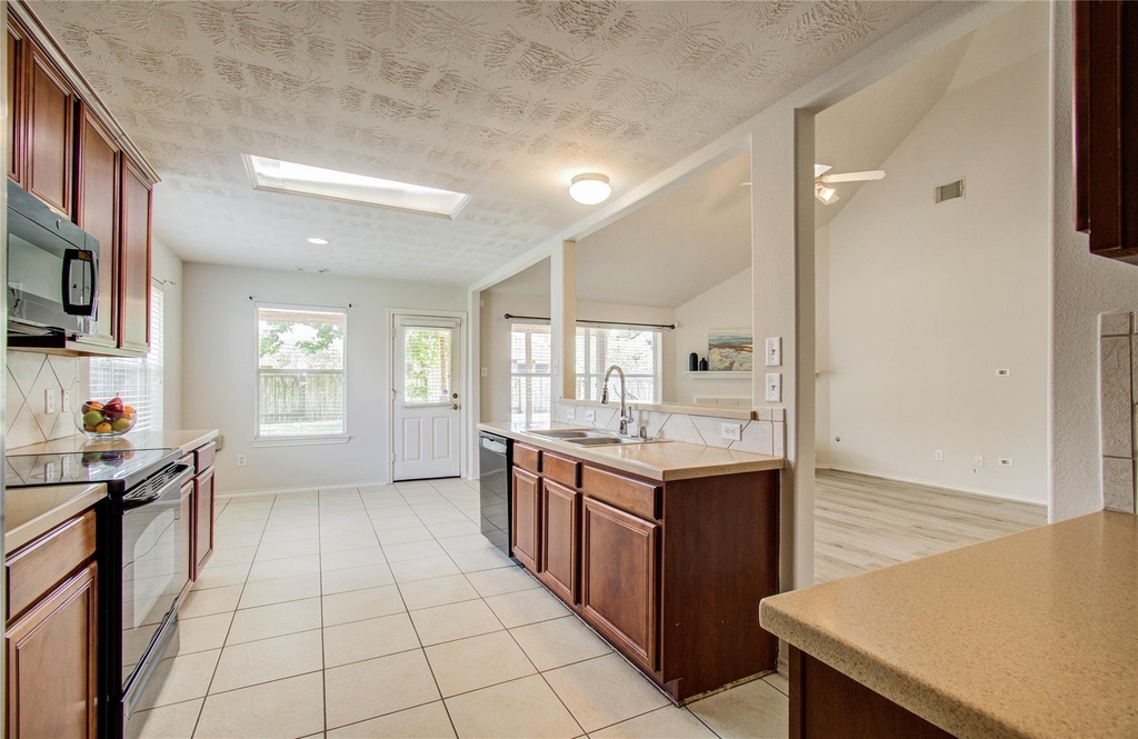 15103 Petal Rose Court - Photo 11