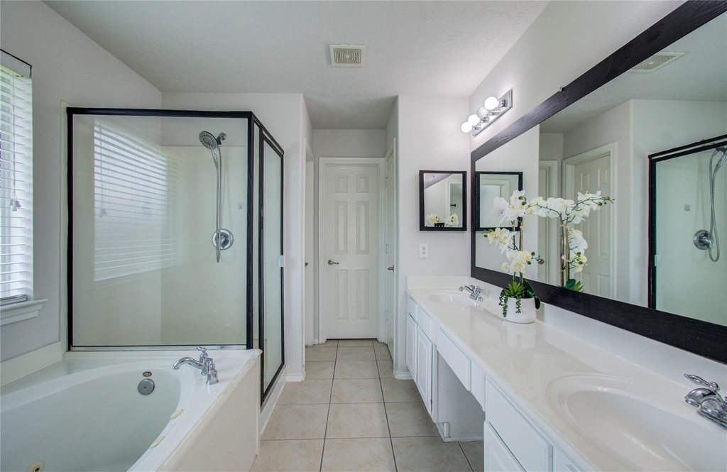 15103 Petal Rose Court - Photo 16