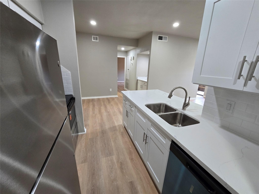 1818 Augusta Drive - Photo 17