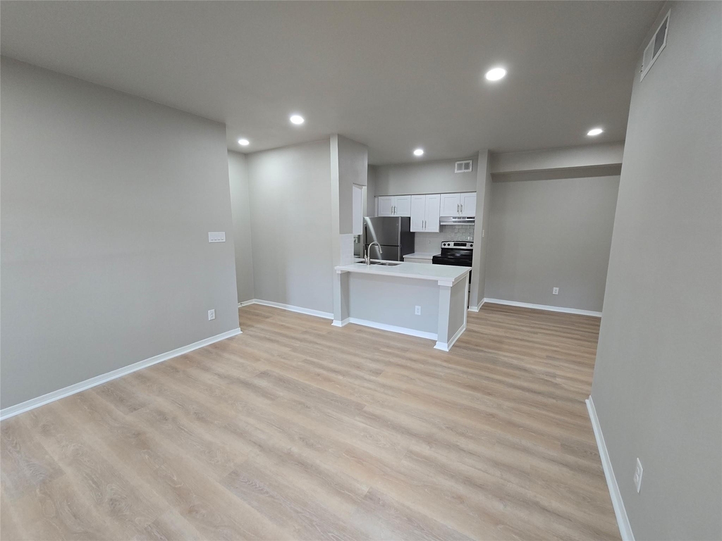 1818 Augusta Drive - Photo 12