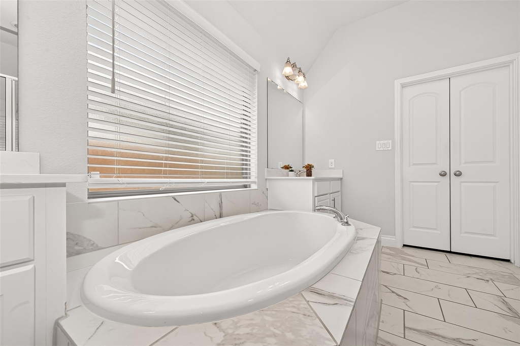 17171 Crimson Crest Drive - Photo 27