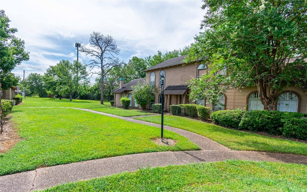 7921 Cook Road - Photo 18