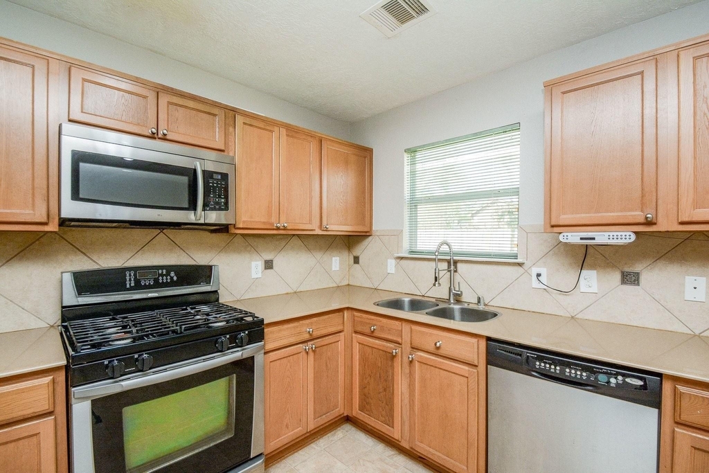 21443 Maple Harvest Lane - Photo 12