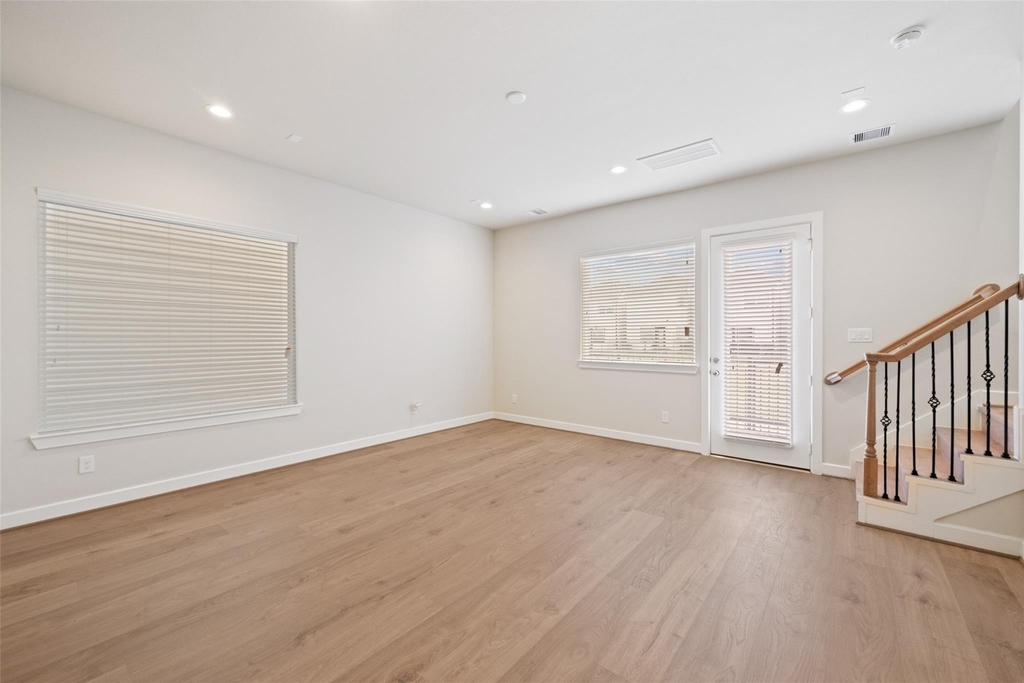 5910 Haring Lane - Photo 7