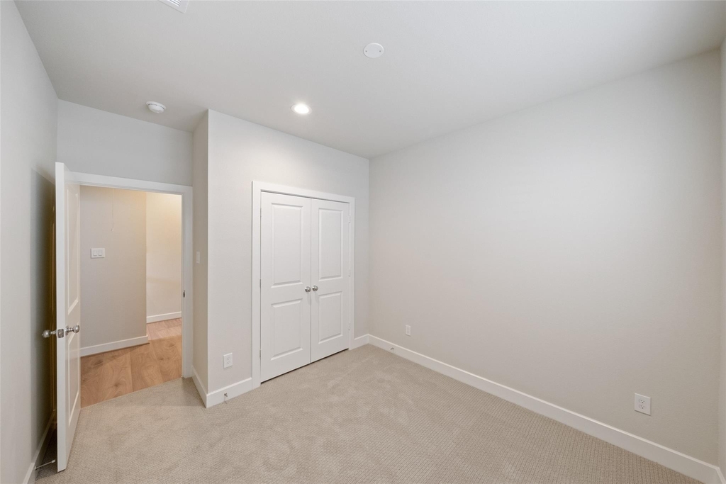 5910 Haring Lane - Photo 17