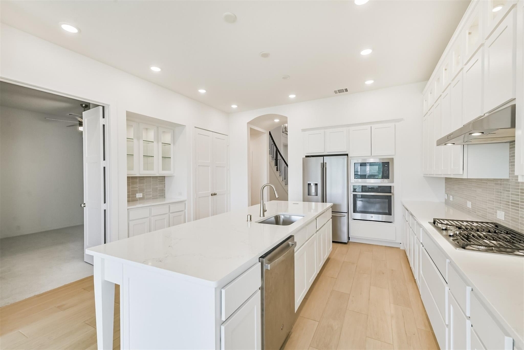 27027 W Rustlers Bend - Photo 15