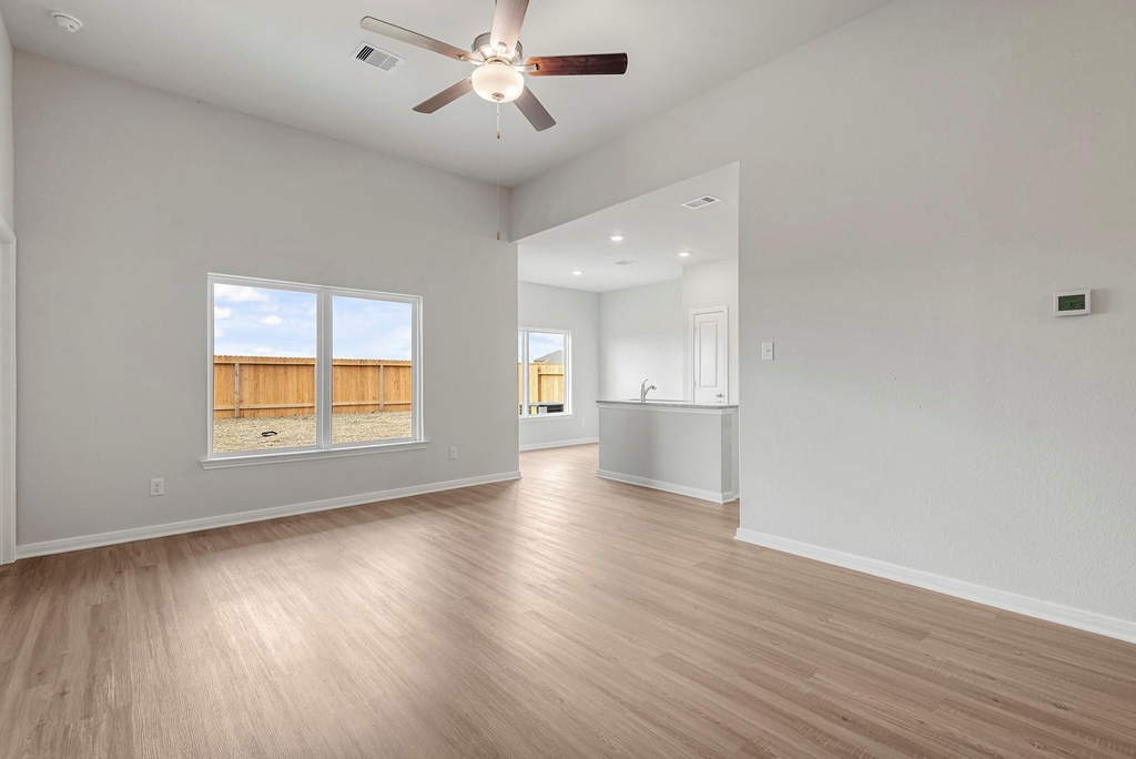 404 Mystic Slopes Drive - Photo 3