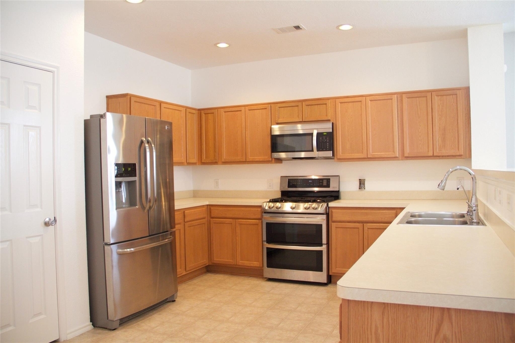 2711 Cally Court - Photo 1
