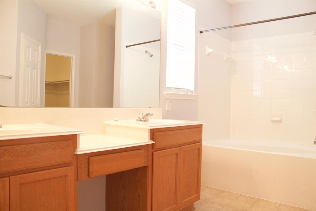 2711 Cally Court - Photo 17