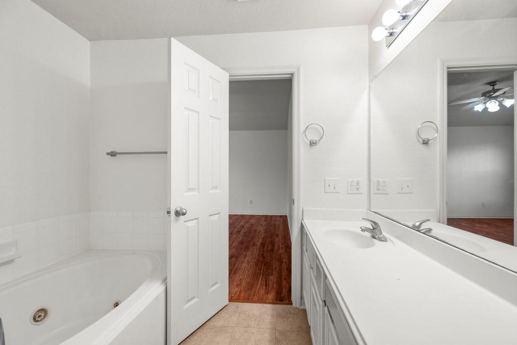 3211 Falcon Trail Drive - Photo 25
