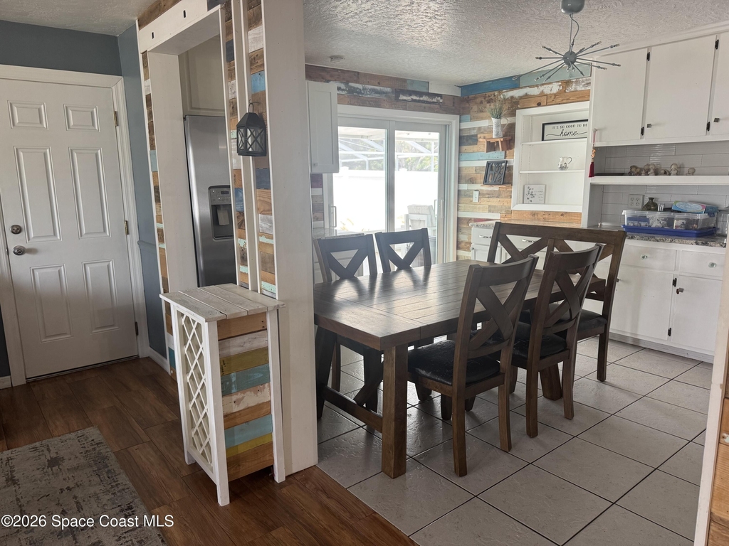 4281 Yorkshire Drive - Photo 13