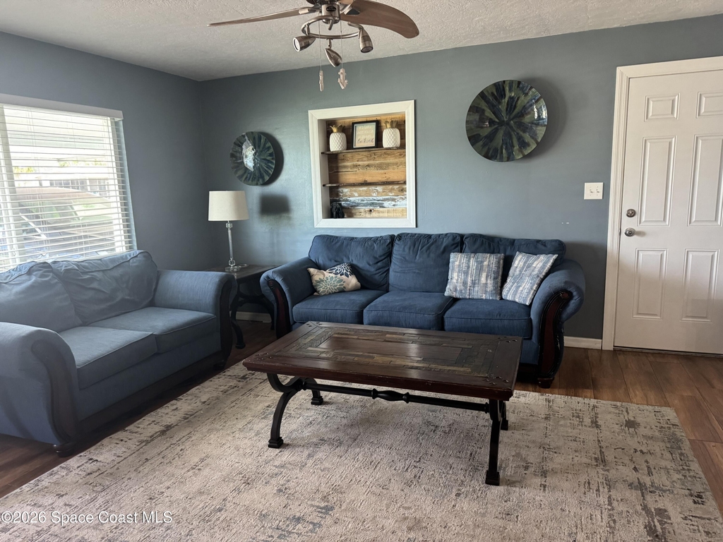 4281 Yorkshire Drive - Photo 7
