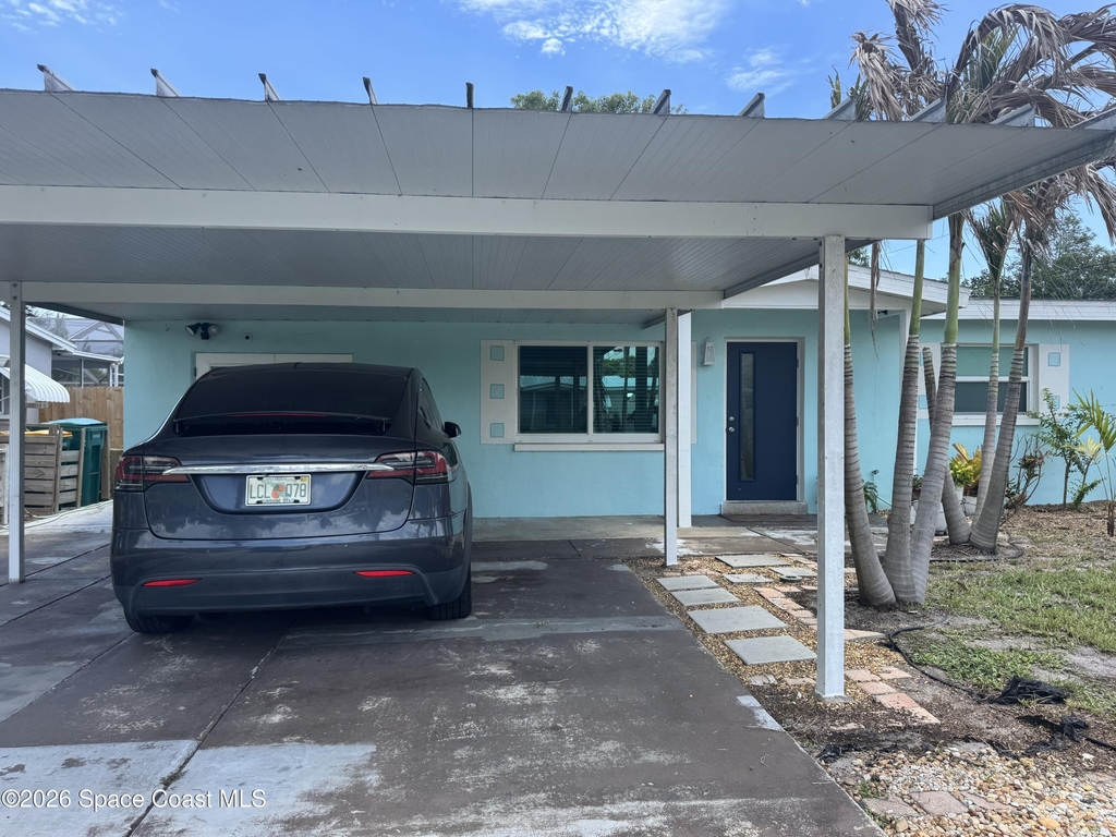 4281 Yorkshire Drive - Photo 3