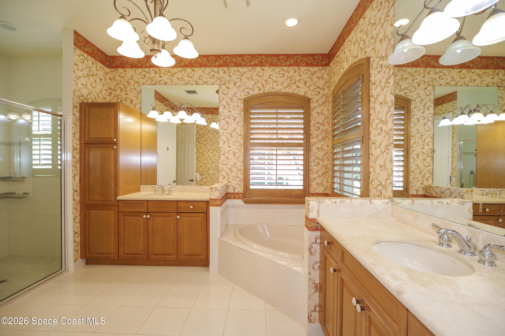 9400 Scarborough Court - Photo 15