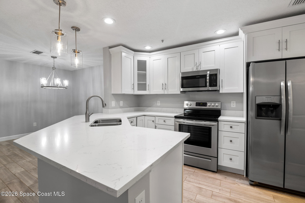 7667 N Wickham Road - Photo 3