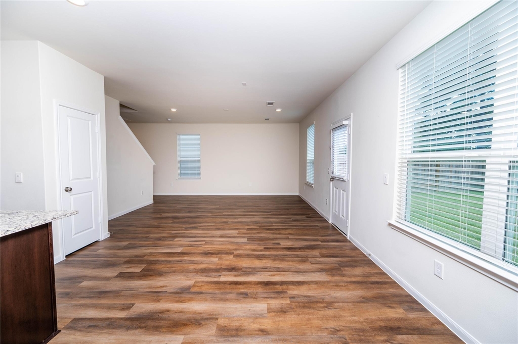11723 Armadale Drive - Photo 7
