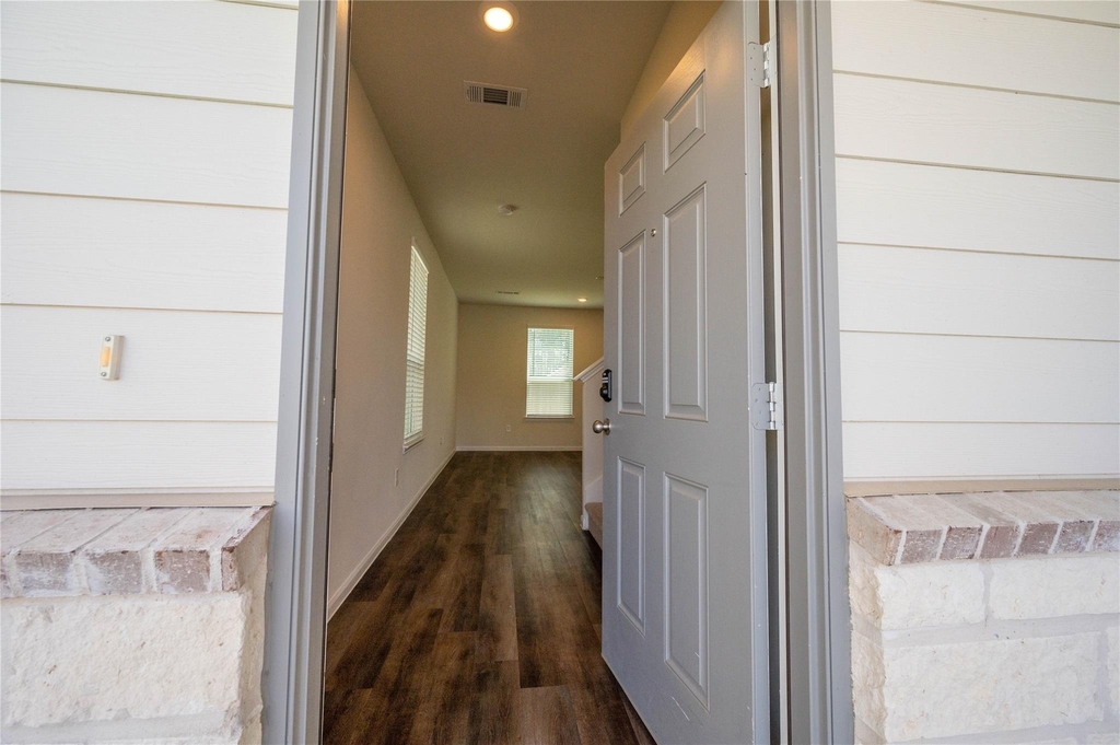 11723 Armadale Drive - Photo 4