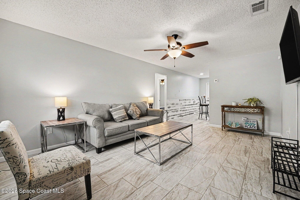 302 Palm Avenue - Photo 4