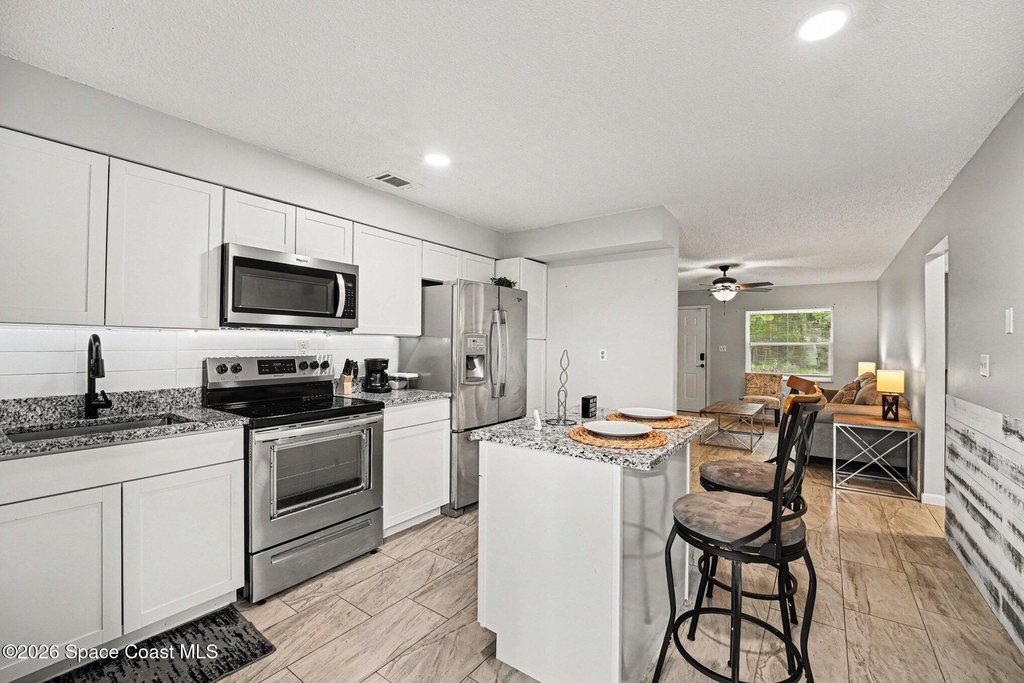 302 Palm Avenue - Photo 7