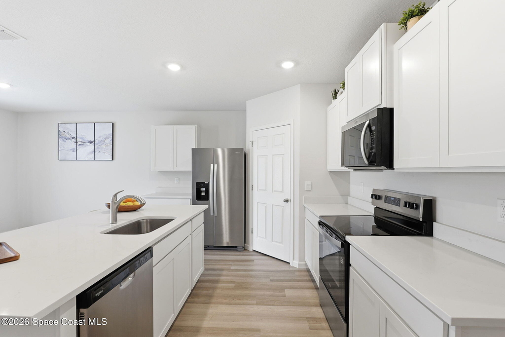673 Bremerhaven Street Nw - Photo 2
