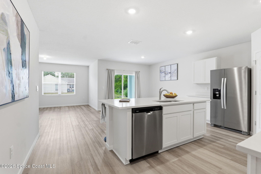 673 Bremerhaven Street Nw - Photo 6