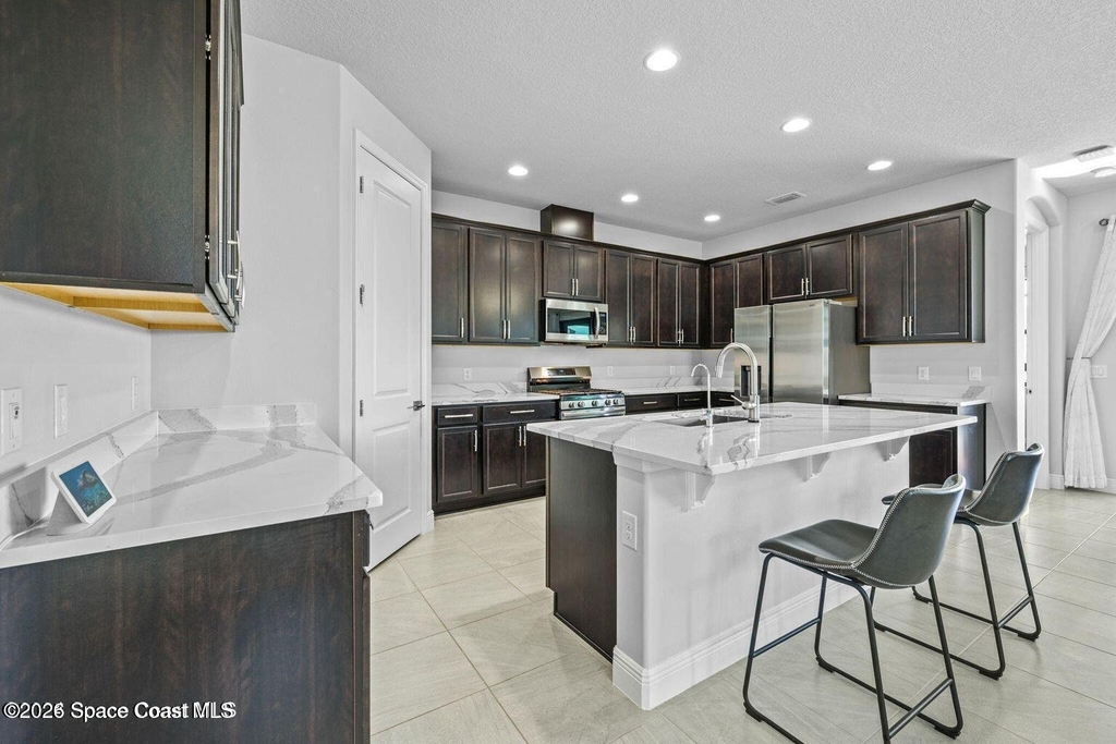 8108 Dobre Way - Photo 8