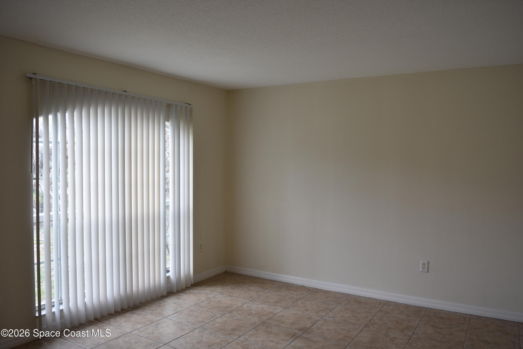 334 Bordeaux Avenue Ne - Photo 6