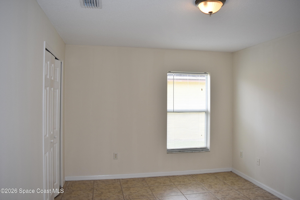334 Bordeaux Avenue Ne - Photo 38