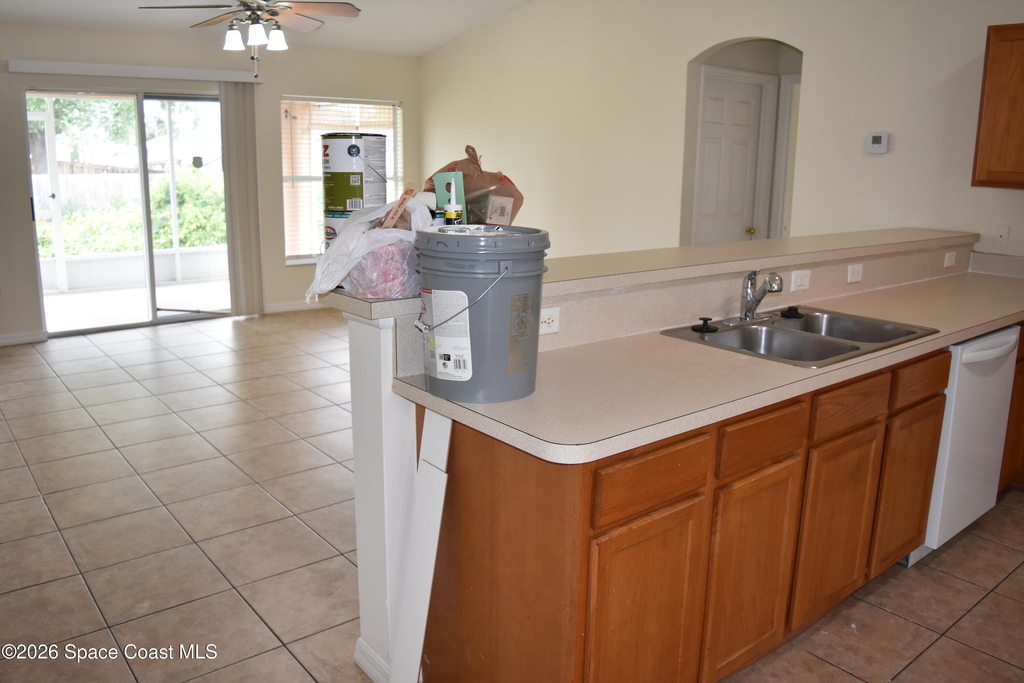 334 Bordeaux Avenue Ne - Photo 12