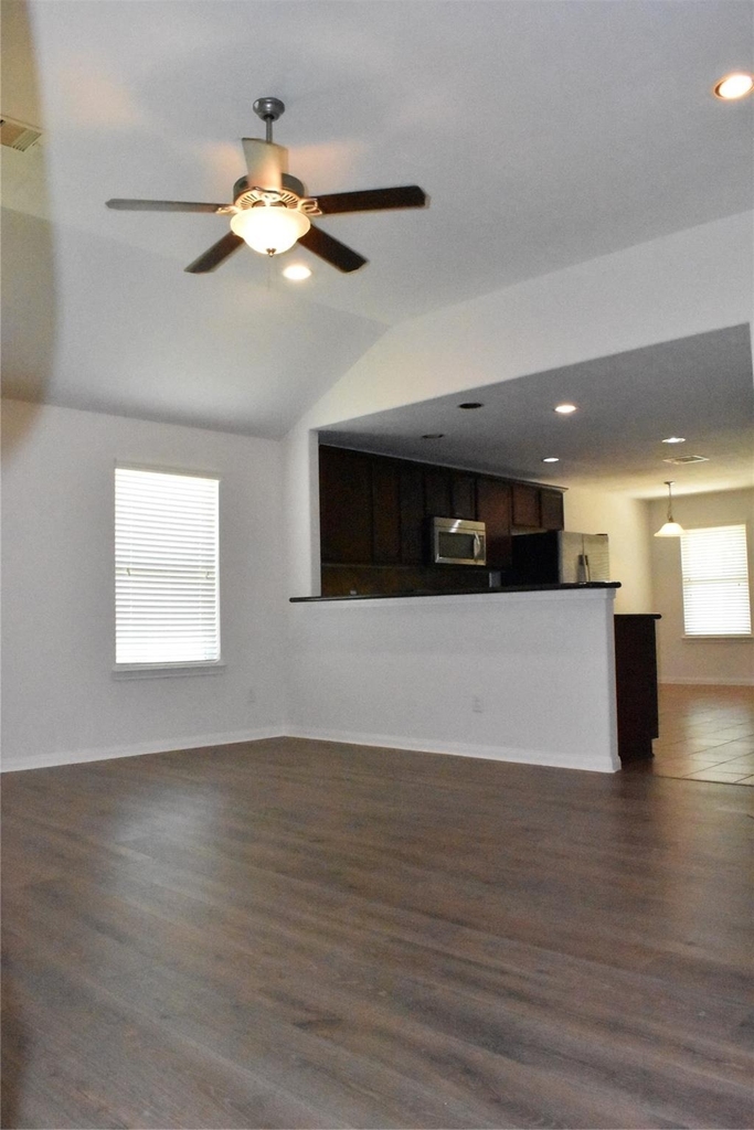 20206 Sweet Magnolia Place - Photo 9