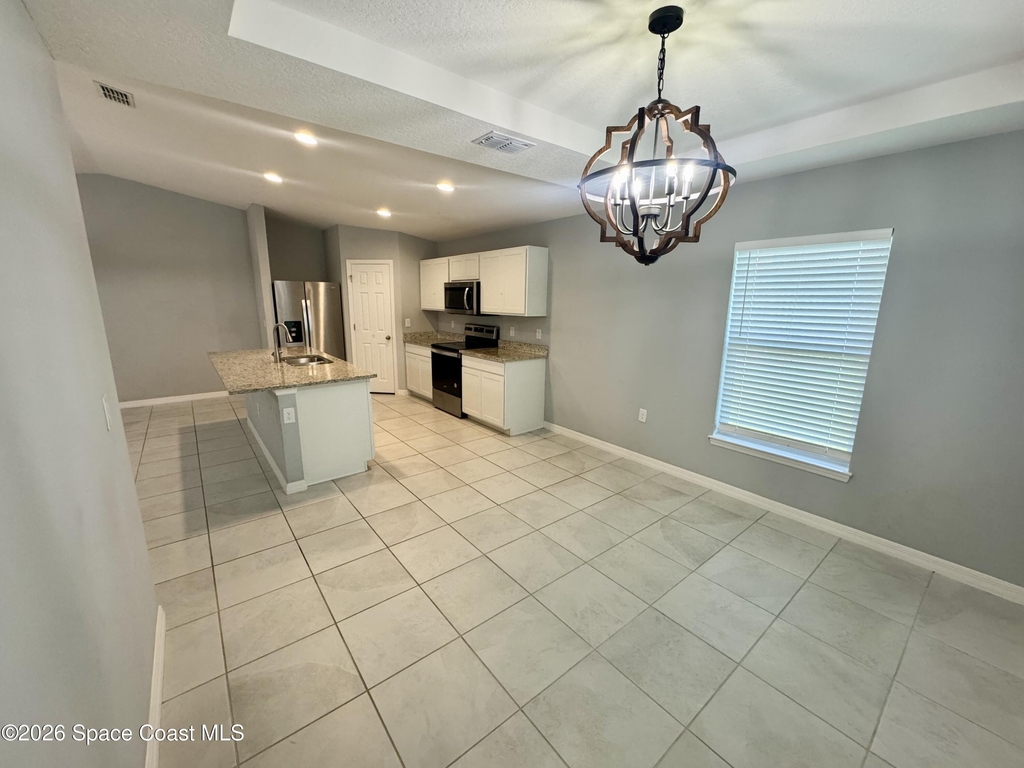 549 Como Avenue Ne - Photo 7