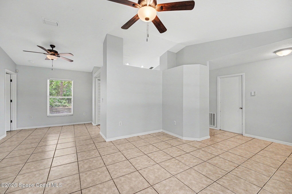 1699 Givens Court Nw - Photo 3