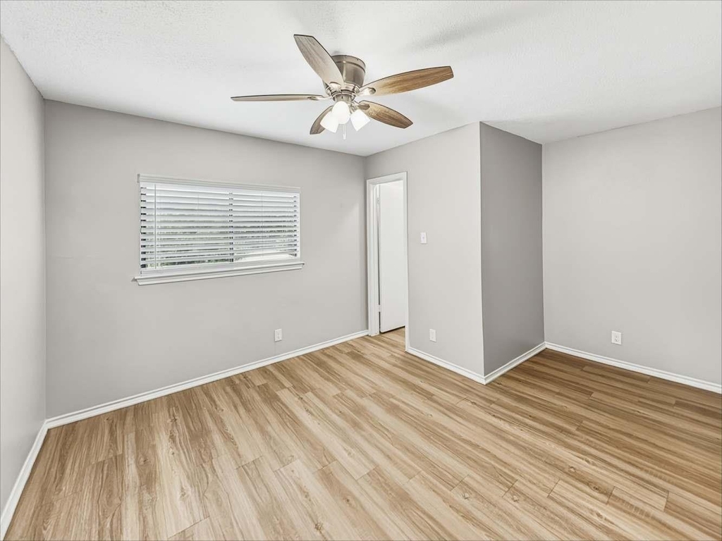 1405 Comfort Street - Photo 14