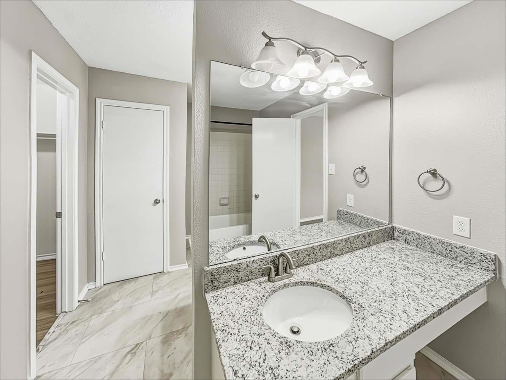 1405 Comfort Street - Photo 12