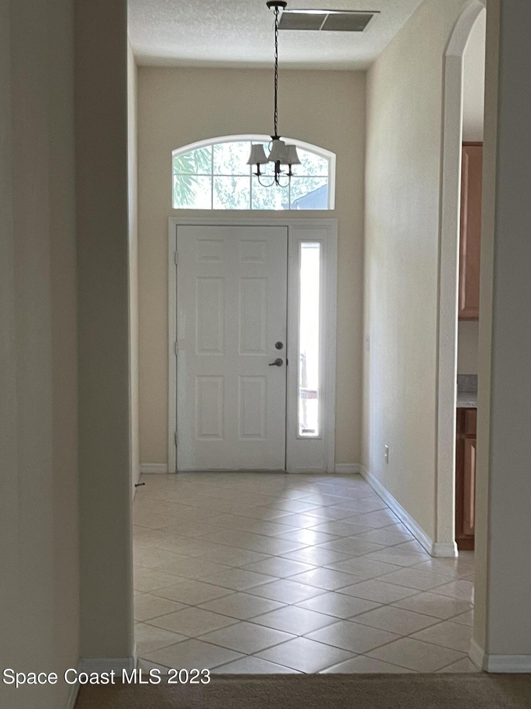 2362 Glasbern Circle - Photo 2