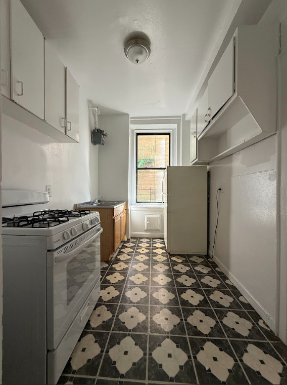 555 Edgecombe Avenue - Photo 3