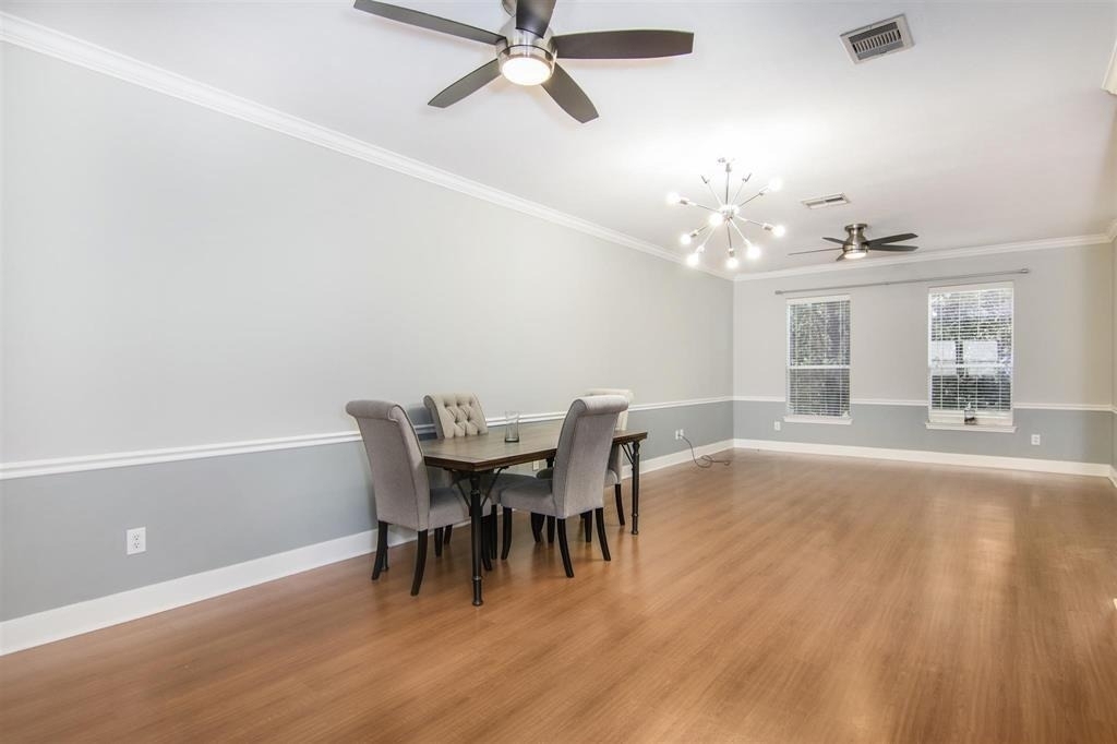1720 Elgin Street - Photo 7