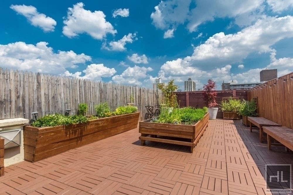 West 91st Street - Photo 9